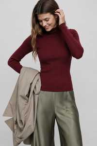 Haut en coton côtelé à col roulé pour femme, design unique, manches longues, style décontracté, disponible au meilleur prix du marché. - Product Image 3