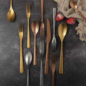 Ensemble de <span class=keywords><strong>couverts</strong></span> vintage en acier inoxydable 18/10 doré mat gravé au laser style rétro pour la rentrée scolaire - Product Image 2