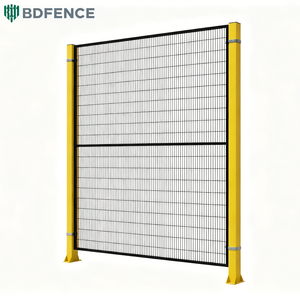 Clôture de protection modulaire en maille métallique pour zone robotisée, spécification unifiée pour l'enclosement de l'ensemble de l'atelier robotisé - Product Image 1