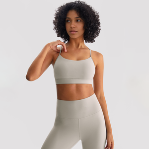 Sujetador deportivo de yoga sin costuras, suave como la mantequilla, para mujer - Top sexy con espalda descubierta para entrenamiento, con almohadillas extraíbles, transpirable <span class=keywords><strong>y</strong></span> elástico en cuatro direcciones - Product Image 2