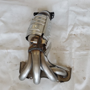Ensemble moteur de haute qualité à prix abordable, collecteur d'échappement, catalyseur pour Toyota Land Cruiser Prado 3.5l - Product Image 1