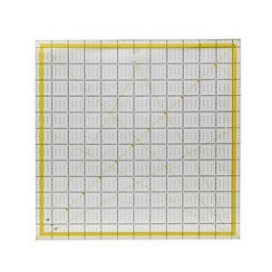 <span class=keywords><strong>Tapis</strong></span> <span class=keywords><strong>de</strong></span> coupe personnalisé <span class=keywords><strong>de</strong></span> grande taille en PVC transparent <span class=keywords><strong>de</strong></span> sécurité <span class=keywords><strong>de</strong></span> tissu <span class=keywords><strong>de</strong></span> forme carrée <span class=keywords><strong>de</strong></span> 3mm pour le bureau, l'école et la maison, avec logo en option - Product Image 2