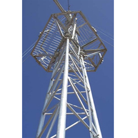 Tour d'antenne triangulaire en treillis métallique galvanisé à trois pieds pour éolienne et télécommunications