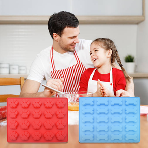 BHD Mini Patte Os De Qualité Alimentaire Silicone Cuisson Pet <span class=keywords><strong>Formation</strong></span> Antiadhésif Réutilisable À La Main 20 Cavité Pet <span class=keywords><strong>Formation</strong></span> & Comportement Produits - Product Image 6