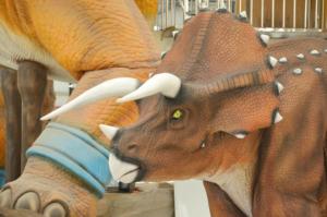 Costume de dinosaure jurassique <span class=keywords><strong>Triceratops</strong></span> pour deux personnes, 5 mètres, avec conception de marche à pattes cachées, pour centre commercial intérieur - Product Image 3