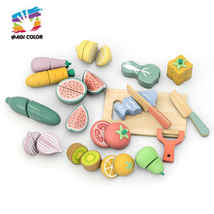 Ensemble de jeu de <span class=keywords><strong>cuisine</strong></span> éducatif en <span class=keywords><strong>bois</strong></span> magnétique 2025, jouets réalistes pour découper les aliments, fruits et légumes, jeu de rôle culinaire - Product Image 2