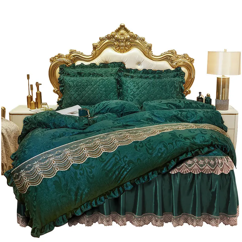 European lace velvet bed skirt style 4 pieces padded bedding cover 4 pieces warm quilt cover bedding