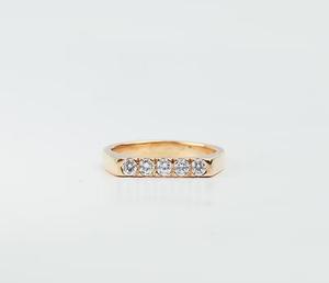 แหวนตราประทับเพชรเลี้ยงในห้องปฏิบัติการสำหรับผู้หญิงและผู้ชาย เกรด E F VS เพชรทรงกลมเจียระไนอย่างประณีต เครื่องประดับขอแต่งงานสุดหรู - Product Image 1