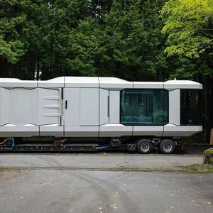 Hôtel moderne Maisons Space Capsule Maison préfabriquée Conteneur détachable Conception élégante Vaisseau spatial Concept Vie urbaine - Product Image 1