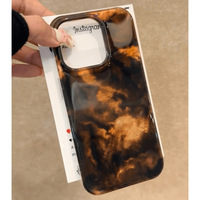 Coque en fil de plume adaptée à l'iPhone 15/iPhone 13, coque de téléphone anti-chute minimaliste de qualité supérieure, ambre d'automne, grand trou