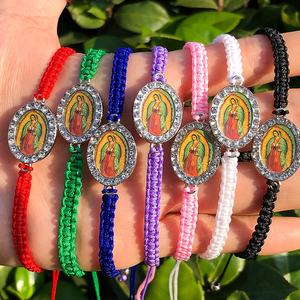 Pulsera Roja Ajustable de la Virgen María, Nuestra Señora de Guadalupe, con Corazón, para Protección y Buena Suerte - Product Image 2