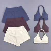 Ensemble de sport 2 pièces pour femme : Soutien-gorge de sport rembourré à col halter et short de yoga à séchage rapide, haute élasticité, idéal pour la gym, la course, le fitness et le cyclisme