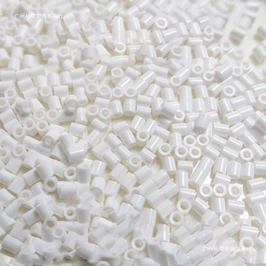 Cuentas Ming Anjia Perler de 2,6 mm, negras y blancas, transparentes, para manualidades educativas y herramientas de bricolaje. - Product Image 2
