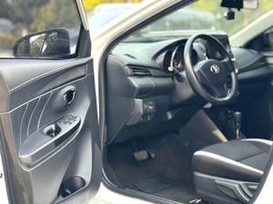 รถยนต์<span class=keywords><strong>มือ</strong></span><span class=keywords><strong>สอง</strong></span> Toyota <span class=keywords><strong>YARiS</strong></span> L (<span class=keywords><strong>Yaris</strong></span>) 1.5L เกียร์อัตโนมัติ ปี <span class=keywords><strong>2019</strong></span> 2020 2021 ยอดขายดีที่สุดระดับโลก |   สินค้าพร้อมส่ง |   จัดส่งรวดเร็ว - Product Image 3