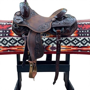 Sillín de cuero occidental BS International para carreras de caballos con grabado floral, herrajes de acero inoxidable SUS304, estructura de madera, diseño personalizado y resistente al sudor. - Product Image 2