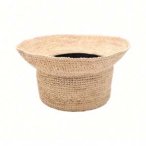 Chapeau Bob en Paille de Raphia Fait Main par un Créateur Personnalisé pour Femme, Protection Solaire pour la Plage, le Quotidien, le Sport, les Activités de Plein Air et les Tenues Décontractées - Product Image 2