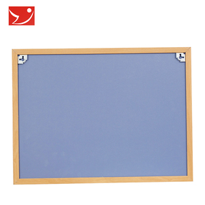 Tableau d'affichage magnétique en feutre de haute qualité pour enfants, 30x45cm, cadre en bois, 5 épingles, tableau effaçable à sec - Product Image 3