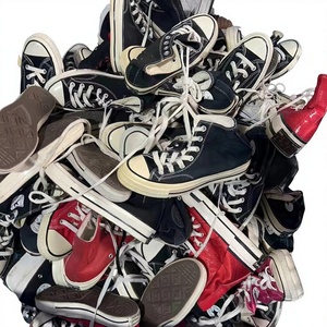 Baskets en toile unisexes pour adultes, dessus en microfibre suédée, semelle en caoutchouc PVC, semelle intérieure en coton EVA, respirantes, à lacets, différentes tailles, chaussures tendance - Product Image 1