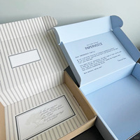 Boîtes d'expédition en carton ondulé personnalisées avec logo imprimé pour les soins de la peau, matériaux recyclés, laminage mat, gaufrage pour l'emballage de colis et de cadeaux
