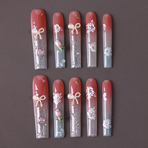 Prix usine de gros Faux ongles de luxe faits à la main en acrylique à presser, avec strass, forme carrée, motif French manucure 3D à couverture complète - Product Image 3