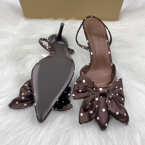Sandales à talons hauts pour femmes en satin avec nœud décoratif, bout pointu, talon aiguille, design dos nu - Product Image 4