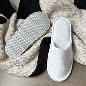 PreNext Trouvez <span class=keywords><strong>des</strong></span> pantoufles de mariage personnalisées en gaufre blanche à prix avantageux, pantoufles d'hôtel personnalisées pour les invités - Product Image 3