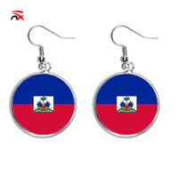 Nouveaux produits de style drapeau haïtien : Boucles d'oreilles en cuir et métal avec motifs drapeaux haïtiens pour la décoration des oreilles