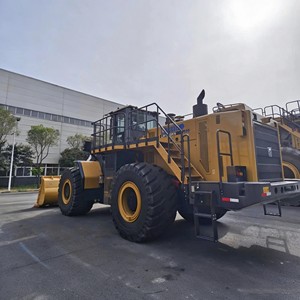 Chargeuse sur pneus haute puissance LW1200KV, machine de chargement lourde pour le stockage de minerais et les opérations de chargement en carrière - Product Image 2