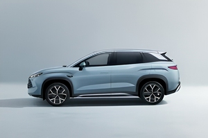 Nouveau BYD Song L DM-i 2026, SUV Hybride Haut de Gamme avec Autonomie de 200 km, pour les Concessionnaires Mondiaux - Product Image 5