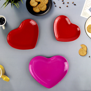 Sebest nhà máy 2025 phong cách mới nóng bán tùy chỉnh nhựa tim Bộ đồ ăn <span class=keywords><strong>Melamine</strong></span> hình trái tim tấm và món ăn - Product Image 1