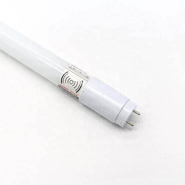 T8 LED PC Microwave Sensor Tube Light 4FT 18W White Light Dimmable Radar Sensor IP44 Energy Saving Garage Use