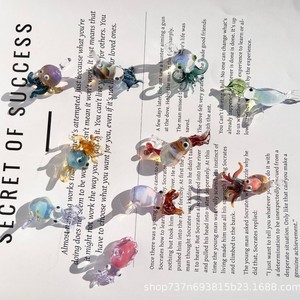 Collier pendentif pieuvre miniature en verre, bijou en verre, cadeau haut de gamme, cadeau de stand, pieuvre calmar - Product Image 3