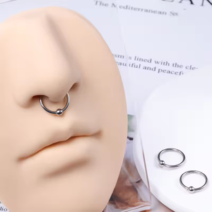 ASTM G23 <span class=keywords><strong>in</strong></span> titanio anello con perline <span class=keywords><strong>in</strong></span> cattività anello con chiusura a sfera per <span class=keywords><strong>naso</strong></span> <span class=keywords><strong>in</strong></span> <span class=keywords><strong>argento</strong></span> placcato <span class=keywords><strong>Piercing</strong></span> al <span class=keywords><strong>naso</strong></span> a cerniera - Product Image 4