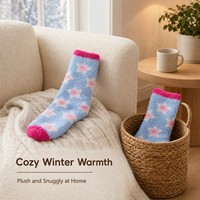 Chaussettes douillettes personnalisées à motif Argyle en gros, chaussettes moelleuses à motif étoile pour femmes, chaussettes de détente en chenille confortables, cadeau d'hiver OEM ODM
