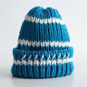 Bonnet d'hiver personnalisé pour femme, tendance, rayé, à revers, chaud, <span class=keywords><strong>en</strong></span> fil islandais, confortable, tricoté côtelé épais, style crochet - Product Image 4