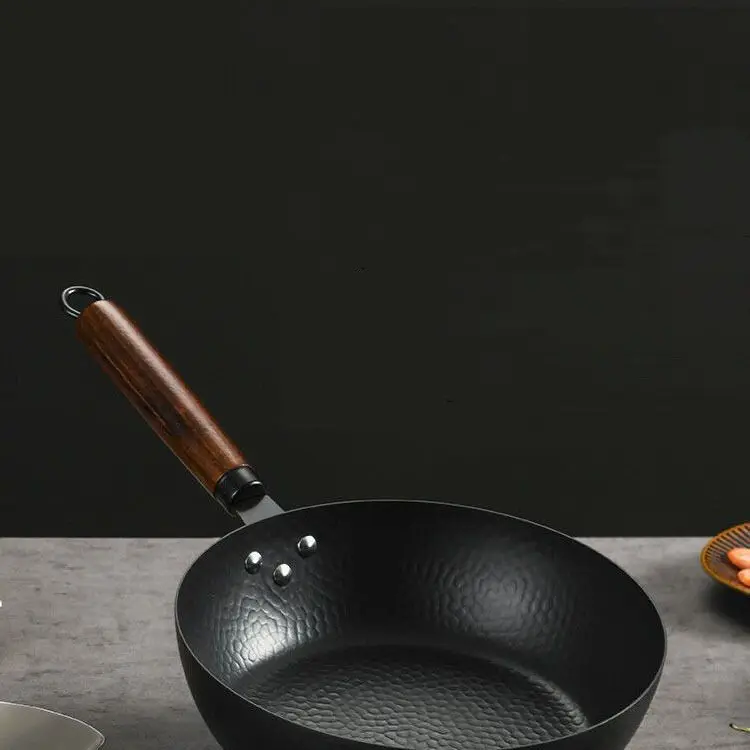 Hot Sale 28cm Cookware Kitchen Non Stick Fry Pot Fine Iron Wok Induction Black Frying Pan Wok Pan