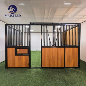 Box modulaires innovantes pour écuries de chevaux, adaptées aux clubs d'équitation et aux pistes de courses, avec accessoires d'écurie personnalisés - Product Image 1