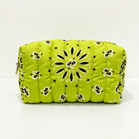 Trousse de Maquillage Bandana Matelassée avec Doublure Paisley – Pochette de Voyage Quotidienne Style Western