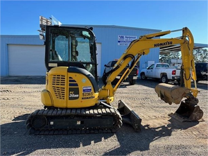 Excavadora KOMATSU PC35 Fabricada en Japón, la Excavadora Más Pequeña, Pocas Horas de Trabajo, Buen Estado, en Venta - Product Image 5