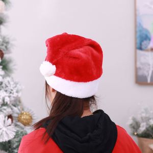 Gorros de Santa Claus Personalizados para Invierno en Negro, Azul, Rojo y Verde con Logotipo Bordado e Impreso, Gorro Navideño al por Mayor con Pompón de Peluche - Product Image 6