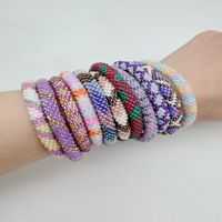 Gelang Tangan Wanita Gaya Cina Buatan Tangan dengan Kristal & Rhinestone, Berpola Bunga Warna Dopamin, dan Anyaman Manik-Manik.