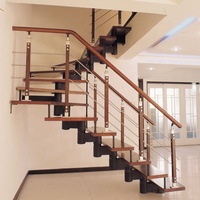 Escalier droit moderne intérieur en acier inoxydable sur mesure CBMmart avec poutre simple en forme de U