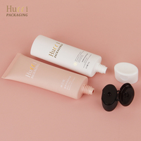 Tube ovale en plastique OEM D35 40ml-80ml pour soins de la peau, emballage en gros pour beurre corporel, lotion, nettoyant visage avec bouchon à clapet