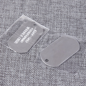 Vente en gros de plaques d'identification pour animaux de compagnie en acier inoxydable argenté avec logo laser et chaîne, 50x28mm ou 40x25mm - Product Image 4