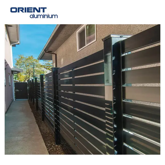 Orient toz kaplı alüminyum Metal çit panelleri Post açık alüminyum Slat çit bahçe alüminyum paravanlar evler için