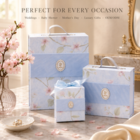 Boîte en papier rigide haut de gamme personnalisée avec des perles florales en fleurs de cerisier pour l'emballage de bijoux, cadeau de mariage