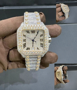 Reloj de Dos Tonos con Diamantes Moissanite, Caja Cuadrada de Cristal, Resistente al Agua 10 Bar, Acero Inoxidable, Chapado en Oro Blanco y Amarillo, Números Romanos - Product Image 1