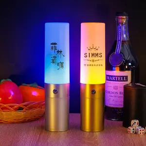 לוגו מותאם אישית LED נטענת גלילי מתכת כף יד מנורת שולחן מנורת לילה עבור KTV מלון בית קפה מסעדה דקורטיבית