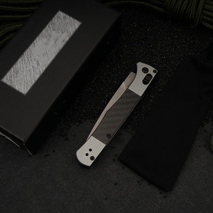 Cuchillo Plegable BM4710 D2 con Punta de Lanza y Borde Plano, Mango de Aleación de Aluminio, Grado Industrial y para Bricolaje, Uso en Campamentos y Actividades al Aire Libre - Product Image 4