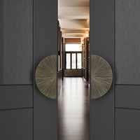 Poignée de porte demi-lune texturée en laiton antique effet soleil, quincaillerie de luxe semi-circulaire pour hôtels et portes en bois massif